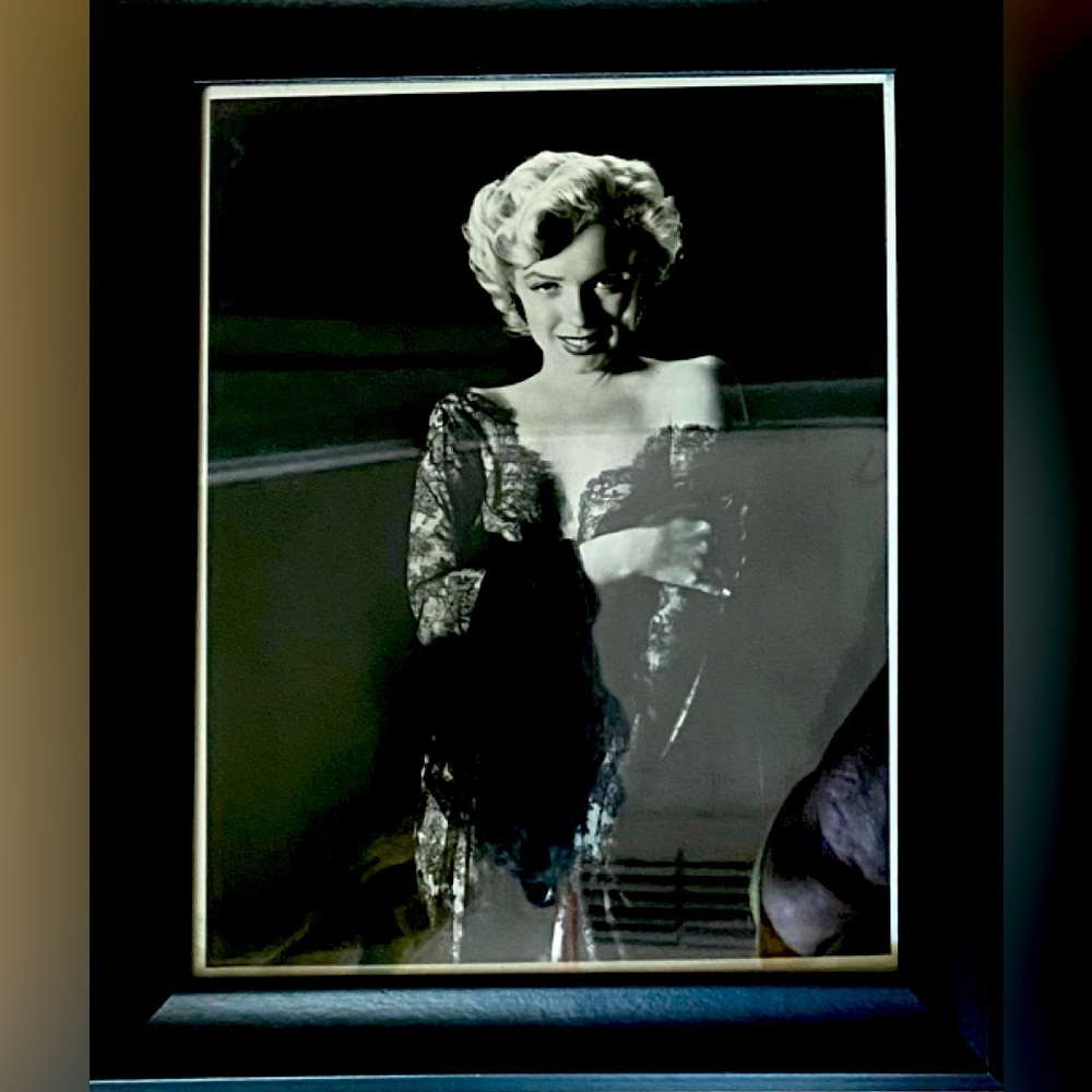 Marilyn Monroe Picture Framed in Black!